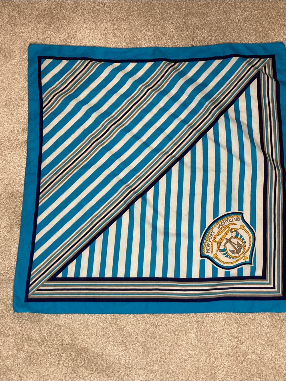 VINTAGE (?) NANTUCKET: NEWPORT YACHT CLUB SILK SCARF, top or headwrap, 30x30 - Picture 3 of 7
